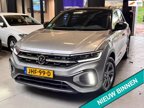 Volkswagen T-ROC 1.5 TSI 2 x R-Line CAMERA IQ LIGHT INC BTW TREKHAAK