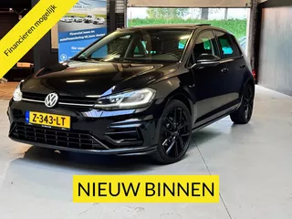 Volkswagen Golf 1.5 TSI R-line Panorama Virtual Dash Blindspot ACC Carplay