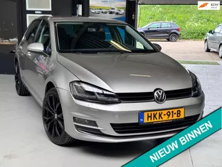 Volkswagen GOLF 1.2 TSI CUP 110PK LED XENON PDC CRUISE 6BAK